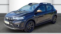 Perlmuttschwarz metallic Neu 2025 Dacia Sandero Extreme Kleinwagen | 21.819 € (Fairer Preis)