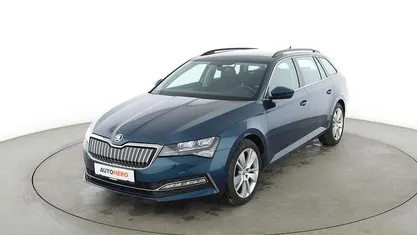 Blau Gebraucht 2022 Skoda Superb Ambition Kombi | 25.350 € (Fairer Preis)