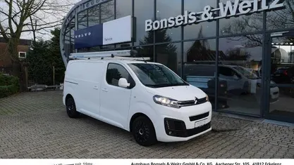 Weiß Gebraucht 2020 Citroën Jumpy Van / Kleinbus | 16.950 €