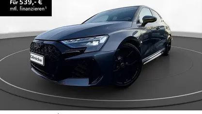 Grau Gebraucht 2025 Audi RS3 Sport Limousine | 65.500 € (Fairer Preis)