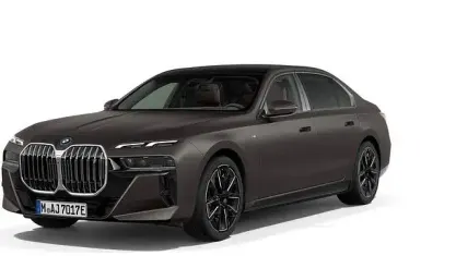 Gebraucht BMW i7 M Sport 334 kW (455 PS) 2024 Grau Limousine