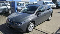 Gebraucht 2021 VW Golf VIII Life Kombi | 21.450 € (Fairer Preis)
