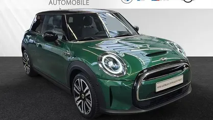 British racing green metallic Gebraucht 2022 Mini Cooper SE Kleinwagen | 18.890 € (Fairer Preis)