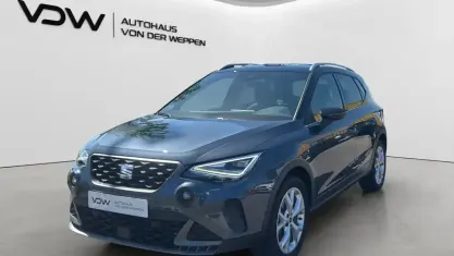 Gebraucht Seat Arona FR 85 PS (62 kW) 2024 Grau SUV