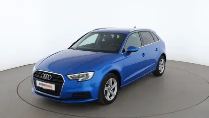 Gebraucht Audi A3 2018 Blau Limousine
