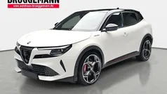 Gebraucht 2025 Alfa Romeo Junior Veloce SUV | 46.900 € (Guter Preis)
