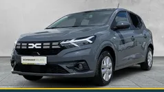 Grau Gebraucht 2023 Dacia Sandero Expression Kleinwagen | 17.980 €