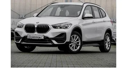 Weiß Gebraucht 2021 BMW X1 Advantage SUV | 23.990 € (Fairer Preis)