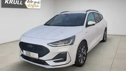 Gebraucht Ford Focus ST-Line 125 PS (91 kW) 2025 Weiß Kombi