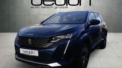 Gebraucht Peugeot 5008 Allure 131 PS (96 kW) 2023 Blau SUV
