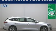 Silber Gebraucht 2022 Ford Focus Titanium Limousine | 17.880 € (Guter Preis)