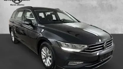 Gebraucht VW Passat 150 PS (110 kW) 2021 Grau Kombi