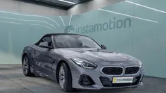 Grau Gebraucht 2024 BMW Z4 Sport Line Cabrio | 44.800 € (Fairer Preis)