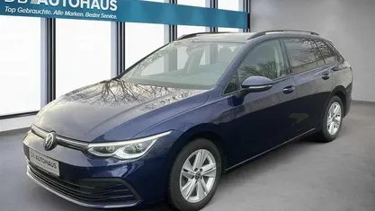 Gebraucht VW Golf VIII Life 150 PS (110 kW) 2024 Blau Kombi