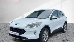 Frostweiß (weiß) Gebraucht 2023 Ford Kuga Cool & Connect SUV | 24.950 € (Fairer Preis)