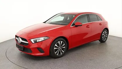 Gebraucht Mercedes A180 Progressive 136 PS (100 kW) 2019 Rot Limousine