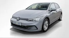 Mondsteingrau Gebraucht 2020 VW Golf VIII Life Limousine | 17.570 € (Fairer Preis)