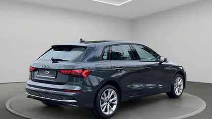 Gebraucht Audi A3 Ambiente 150 PS (110 kW) 2025 Limousine