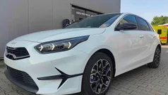 Weiß Neu 2025 Kia Ceed Limousine | 23.900 € (Fairer Preis)