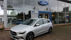 Iridiumsilber metalliclack Gebraucht 2023 Mercedes B250 Van / Kleinbus | 36.950 € (Fairer Preis)