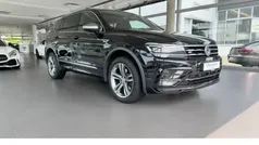 Deep black perleffekt (schwarz) Gebraucht 2020 VW Tiguan Allspace Highline SUV | 29.980 € (Fairer Preis)