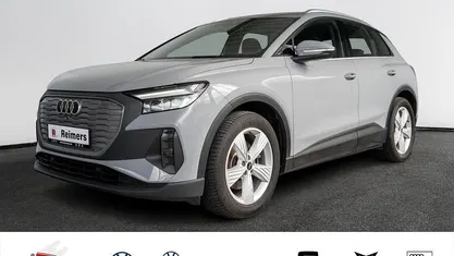 Grau Gebraucht 2022 Audi Q4 e-tron Comfort SUV | 23.990 € (Fairer Preis)