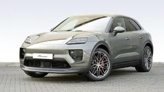 Aventuringrünmetallic Gebraucht 2024 Porsche Macan Sport SUV | 98.900 € (Guter Preis)