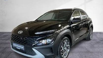 Gebraucht Hyundai Kona Trend 141 PS (103 kW) 2023 Phantom black / mic SUV