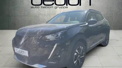 Gebraucht Peugeot 2008 Allure 131 PS (96 kW) 2022 Schwarz SUV
