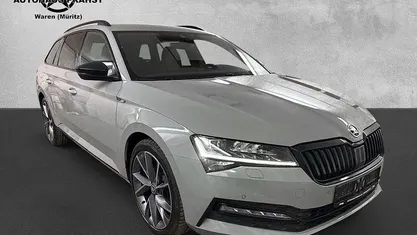 Gebraucht Skoda Superb SportLine 200 PS (147 kW) 2022 Grau Kombi