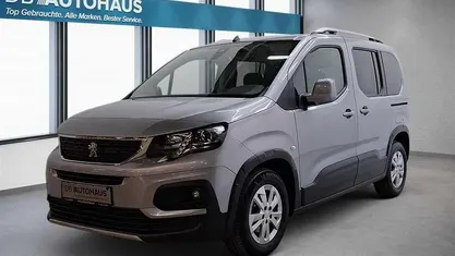 Silber Gebraucht 2021 Peugeot Rifter Allure Van / Kleinbus | 17.310 € (Guter Preis)