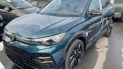 Nightshade blue metallic Neu 2026 VW Tiguan R-line SUV | 55.945 € (Fairer Preis)