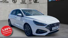 Weiß Gebraucht 2023 Hyundai i30 Comfort Limousine | 20.950 € (Fairer Preis)