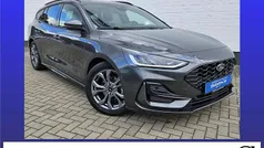 Magneticgrau (metallic) Gebraucht 2024 Ford Focus ST-Line Kombi | 25.698 € (Fairer Preis)