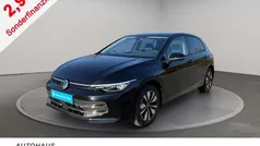 Grenadillschwarz metallic Gebraucht 2024 VW Golf VIII Goal Limousine | 28.740 € (Guter Preis)