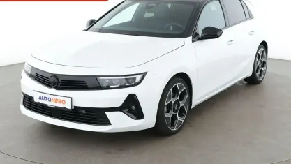 Gebraucht Opel Astra 131 PS (96 kW) 2024 Weiß Kleinwagen