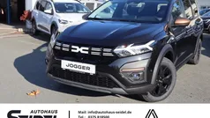 Gebraucht 2022 Dacia Jogger Extreme Van / Kleinbus | 27.840 € (Fairer Preis)