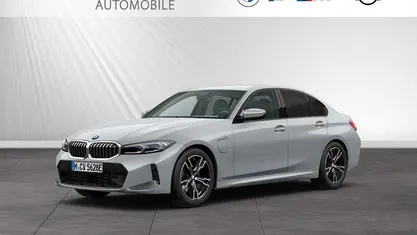 Gebraucht BMW 330e M Sport 292 PS (214 kW) 2025 Limousine
