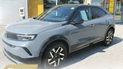 Gebraucht Opel Mokka 131 PS (96 kW) 2025 Grafik grau SUV