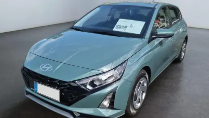Neu Hyundai i20 101 PS (74 kW) 2025 Atlas weiß/weiß Kleinwagen