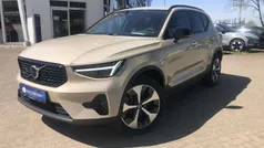 Beige Gebraucht 2024 Volvo XC40 Plus SUV | 37.466 € (Fairer Preis)