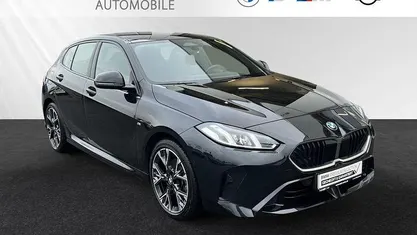 Gebraucht BMW 120 M Sport 170 PS (125 kW) 2024 Saphirschwarz metallic Kleinwagen