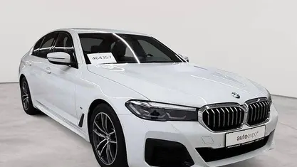 Gebraucht BMW 530 Sport Line 286 PS (210 kW) 2022 Alpinweiß Limousine