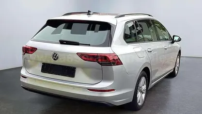 Silber Gebraucht 2021 VW Golf Limousine | 13.500 € (Guter Preis)