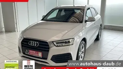 Gebraucht Audi Q3 Sport 180 PS (132 kW) 2018 Gletscherweiß metallic SUV