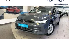 Gebraucht 2024 VW Golf VIII Life Limousine | 27.990 € (Fairer Preis)
