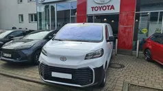 Weiß Gebraucht 2024 Toyota Proace Van | 29.500 € (Fairer Preis)