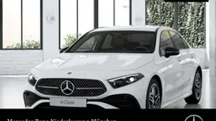 Weiß Gebraucht 2024 Mercedes A200 AMG Limousine | 34.900 € (Fairer Preis)