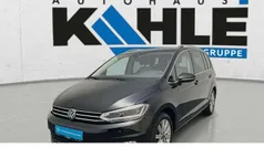 Schwarz Gebraucht 2024 VW Touran Highline Van / Kleinbus | 35.490 € (Fairer Preis)