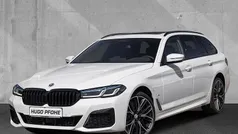 Weiß Gebraucht 2023 BMW 520 M Sport Kombi | 46.749 €